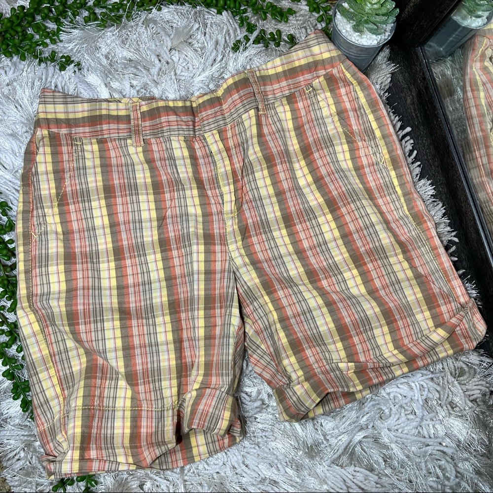 «🌼3/$30🌼Axcess Plaid Printed Shorts Size 4/ Small